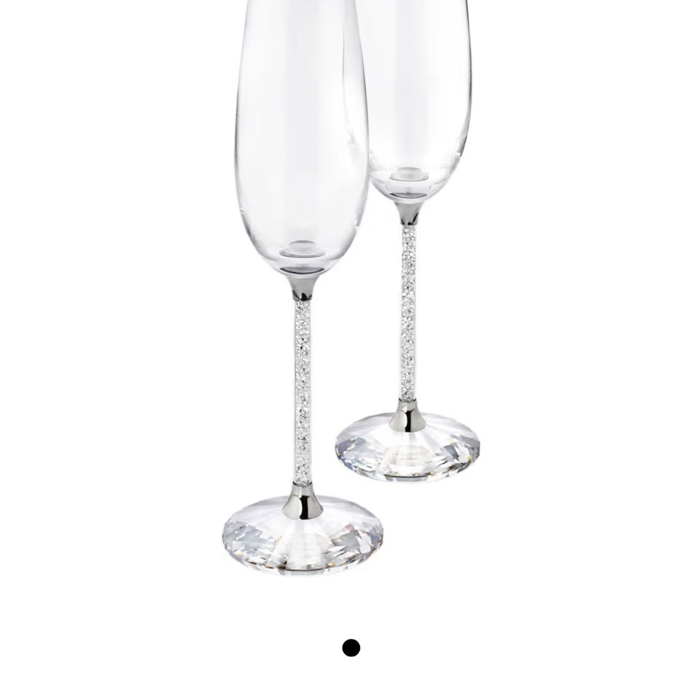 Elegant Crystal Champagne Flutes